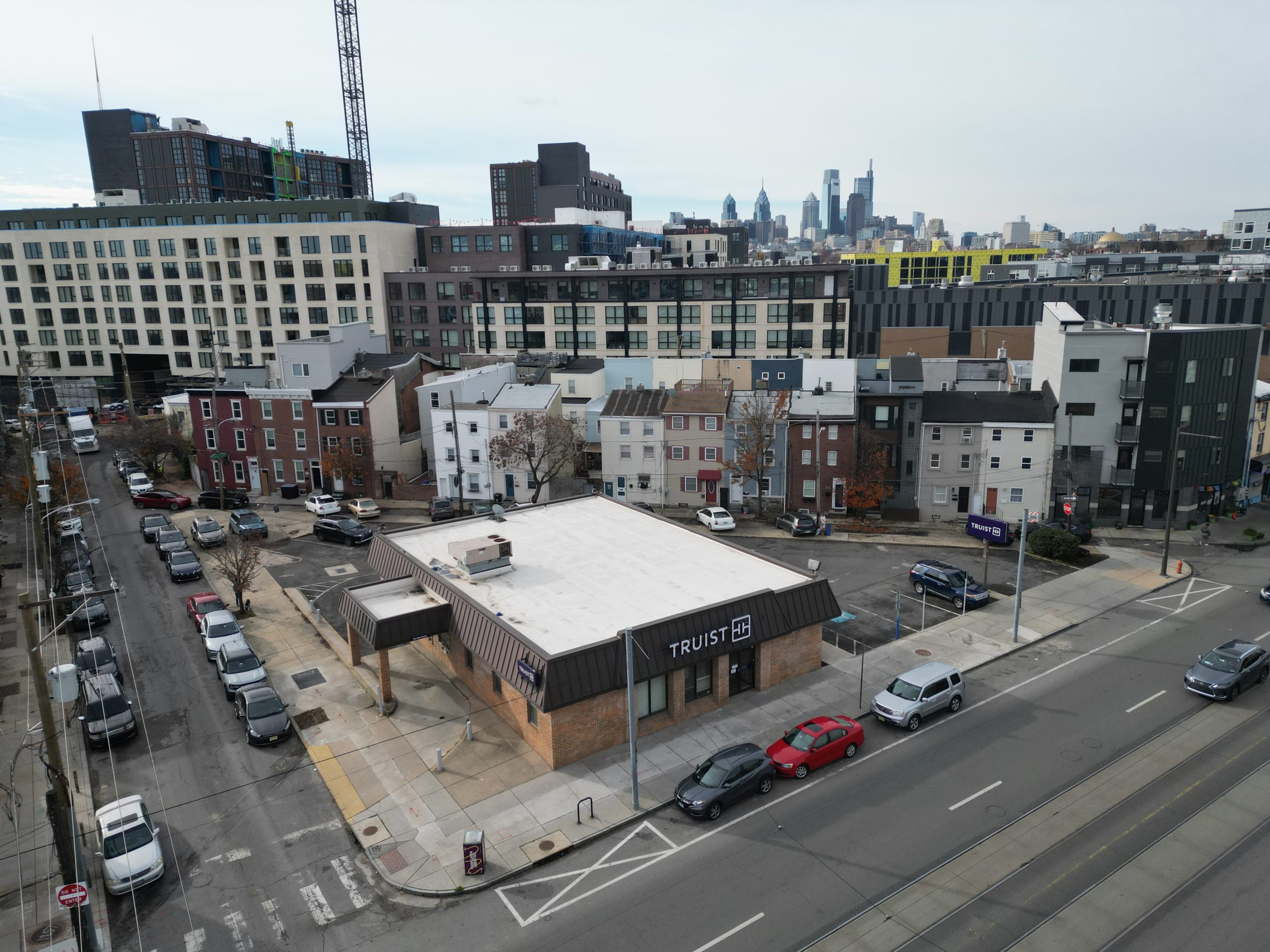7Story, 84Unit Building to Replace Bank on Northern Liberties Border